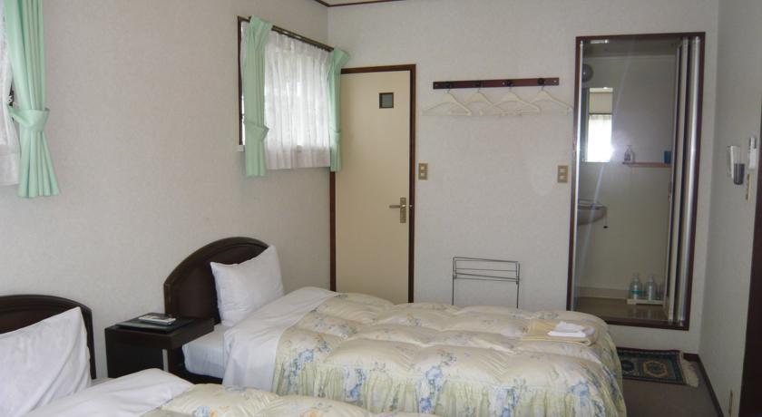 Pension Bell Bird Aso Zimmer foto